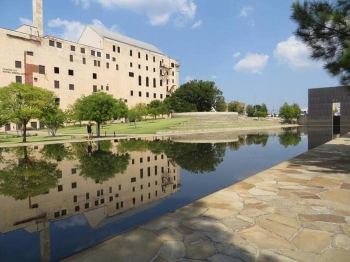 Elegant And Historic Getaway Close To Everything Oklahoma City Eksteriør billede